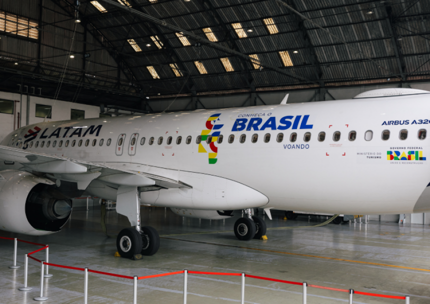 LATAM revela la primera de sus 15 aeronaves temáticas vinculadas a la campaña “Conozca Brasil: Volando”